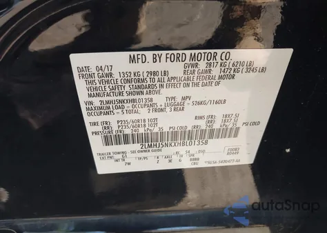 2017 Lincoln Mkt Livery z USA, uszkodzony, nr VIN 2LMHJ5NKXHBL01358